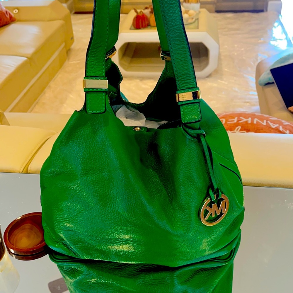 Gorgeous Green Leather Hobo Michael Kors Purse